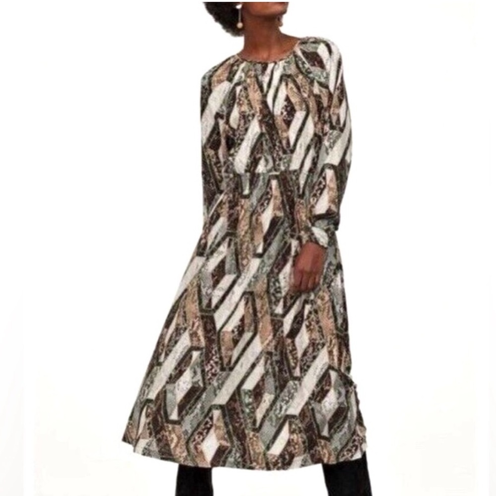 H&M Snake Print Long Sleeve Midi Dress With Smocked Waist Women’s Size Small